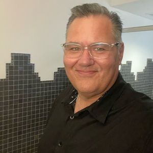 Meet your Posher, Anthony